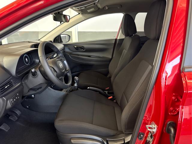 Hyundai / i20 / Rot / / / WP KLIMAAUTOMATIK NAVI RFK TEMPOMAT