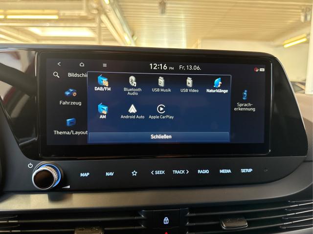 Hyundai / i20 / Rot / / / WP KLIMAAUTOMATIK NAVI RFK TEMPOMAT