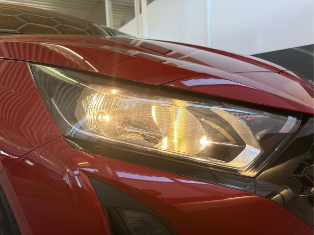 Hyundai / i20 / Rot / / / WP KLIMAAUTOMATIK NAVI RFK TEMPOMAT