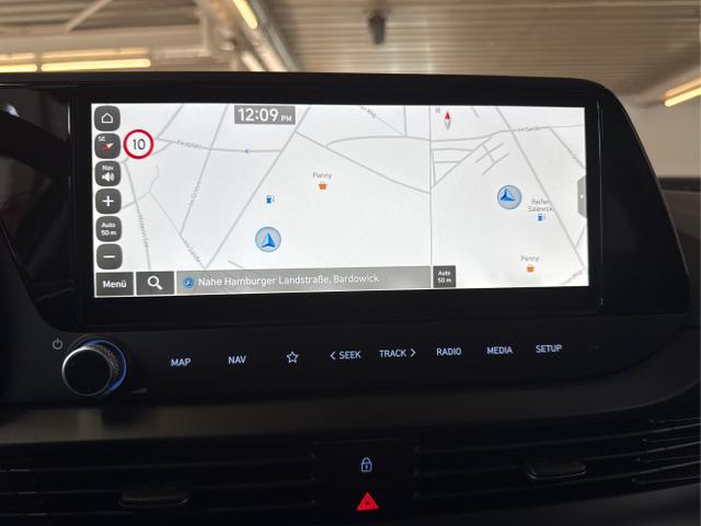 Hyundai / BAYON / Schwarz / / / NAVI SHZ RFK PDC KLIMAAUTOMATIK Licht/Regensensor