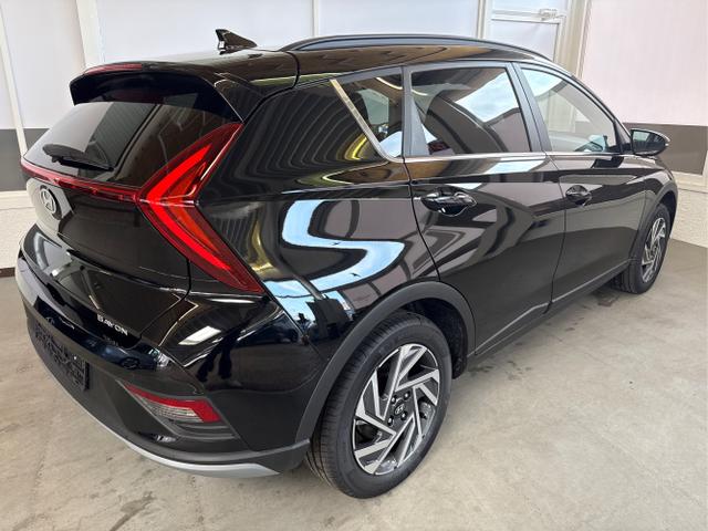 Hyundai / BAYON / Schwarz / / / NAVI SHZ RFK PDC KLIMAAUTOMATIK Licht/Regensensor