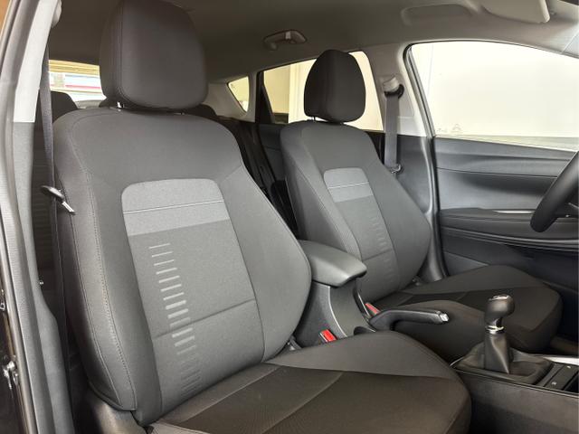 Hyundai / BAYON / Schwarz / / / NAVI SHZ RFK PDC KLIMAAUTOMATIK Licht/Regensensor