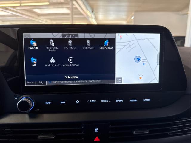 Hyundai / BAYON / Blau / / / DCT ACC SmartSense PLUS NAVI SHZ RFK PDC KLIMAAUTOMATIK