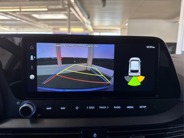 Hyundai / BAYON / Blau / / / DCT ACC SmartSense PLUS NAVI SHZ RFK PDC KLIMAAUTOMATIK