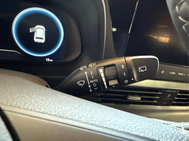 Hyundai / BAYON / Blau / / / DCT ACC SmartSense PLUS NAVI SHZ RFK PDC KLIMAAUTOMATIK