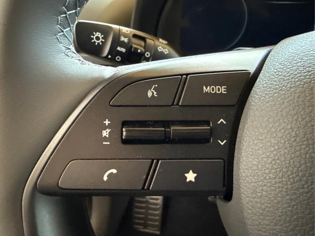 Hyundai / BAYON / Blau / / / DCT ACC SmartSense PLUS NAVI SHZ RFK PDC KLIMAAUTOMATIK
