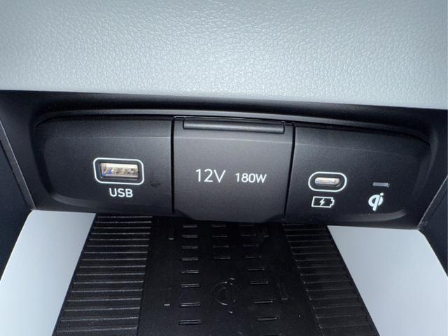 Hyundai / BAYON / Blau / / / DCT ACC SmartSense PLUS NAVI SHZ RFK PDC KLIMAAUTOMATIK