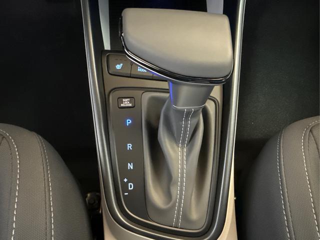 Hyundai / BAYON / Blau / / / DCT ACC SmartSense PLUS NAVI SHZ RFK PDC KLIMAAUTOMATIK