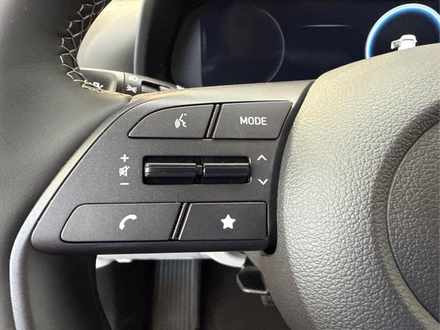 Hyundai / i20 / Rot / / / DCT WP KLIMAAUTOMATIK NAVI RFK TEMPOMAT