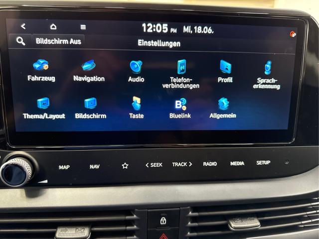 Hyundai / i20 / Weiß / / / DCT WP KLIMAAUTOMATIK NAVI RFK TEMPOMAT