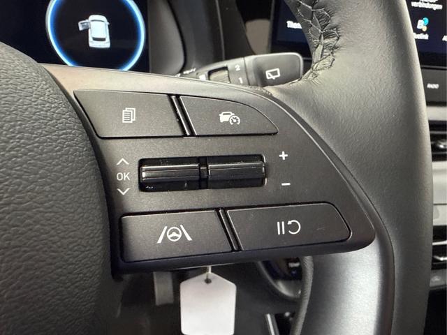 Hyundai / i20 / Weiß / / / DCT WP KLIMAAUTOMATIK NAVI RFK TEMPOMAT