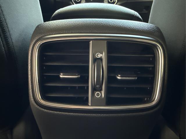 Hyundai / i30 / Rot / / / EDITION NAVI SHZ KLIMAAUTOMATIK RFK LED PDC v+h