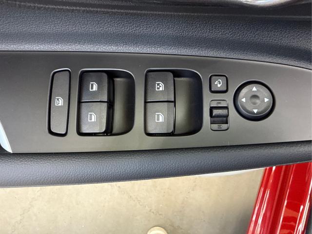 Hyundai / i20 / Rot / / / NAVI SHZ LED ALU RFK SHZ KLIMAAUTOMATIK 