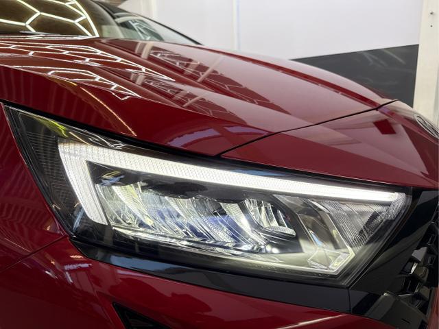 Hyundai / i20 / Rot / / / NAVI SHZ LED ALU RFK SHZ KLIMAAUTOMATIK 