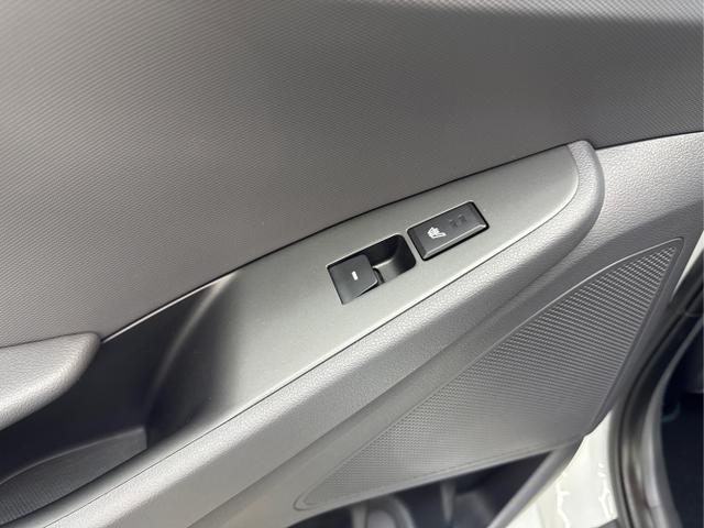 Hyundai / IONIQ / / / / 