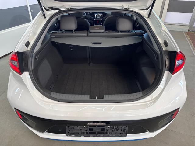Hyundai / IONIQ / / / / 