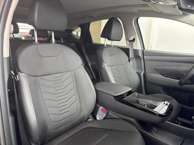Hyundai TUCSON Premium DCT ACC PANO SHZ v+h E-Shift 