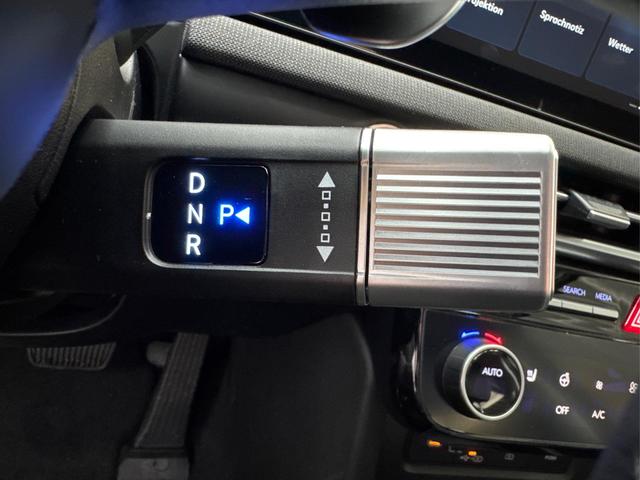 Hyundai TUCSON Premium DCT ACC PANO SHZ v+h E-Shift 