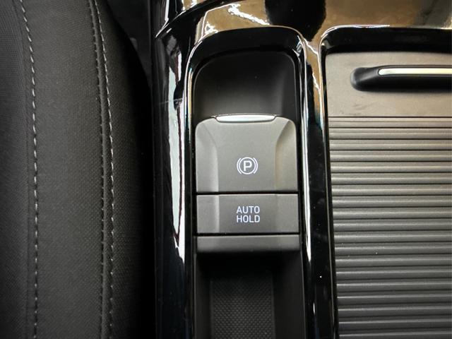 Hyundai i30 Kombi STYLE EDITION NAVI SHZ KLIMAAUTOMATIK RFK LED PDC v+h 