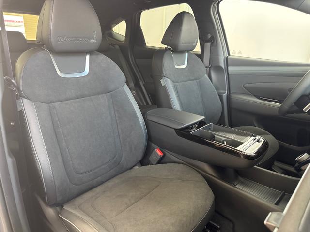 Hyundai / TUCSON / / / / 