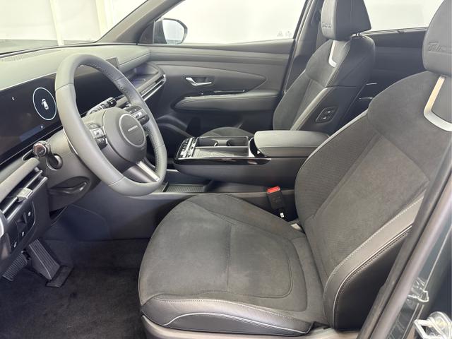 Hyundai / TUCSON / / / / 