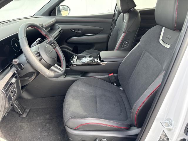 Hyundai / TUCSON / Weiß / / / 