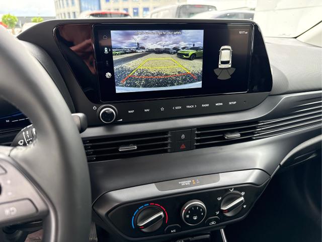 Hyundai / BAYON / Weiß / / / 