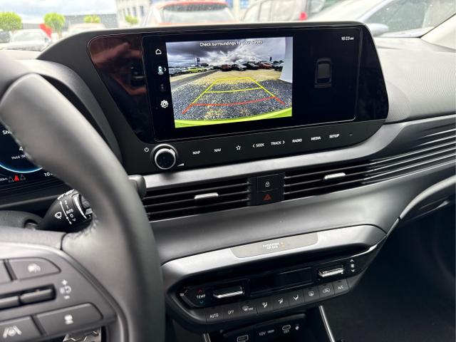 Hyundai / BAYON / Weiß / / / 