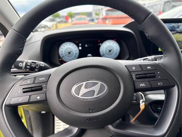Hyundai / BAYON / Weiß / / / 