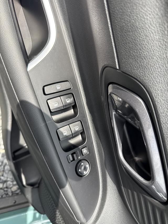 Hyundai / BAYON / Weiß / / / 