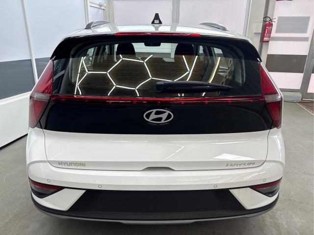 Hyundai / BAYON / Weiß / / / DCT SHZ NAVI RFK PDC 