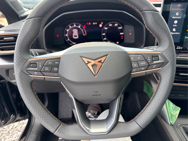 Cupra / Leon / Weiß / / / 
