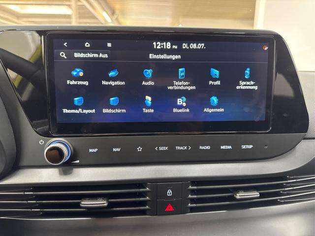 Hyundai BAYON PREMIUM FL DCT ACC SmartSense PLUS NAVI SHZ RFK PDC KLIMAAUTOMATIK 