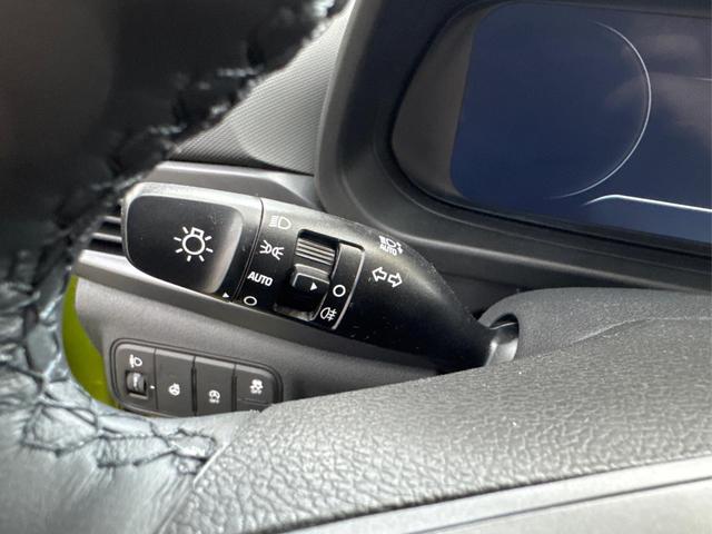 Hyundai BAYON PREMIUM FL DCT ACC SmartSense PLUS NAVI SHZ RFK PDC KLIMAAUTOMATIK 