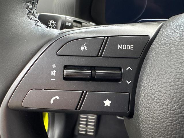 Hyundai BAYON PREMIUM FL DCT ACC SmartSense PLUS NAVI SHZ RFK PDC KLIMAAUTOMATIK 