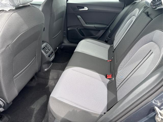 Seat / Leon / Weiß / / / 