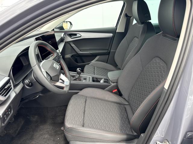 Seat / Leon / Weiß / / / 