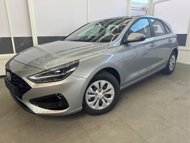 Hyundai i30 - STYLE NAVI LED RFK PDC