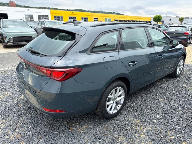Seat / Leon / Blau / / / ACC SHZ RFK PDC ALU