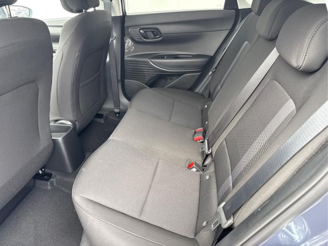 Hyundai / i20 / Grau / / / WP NAVI RFK TEMPOMAT