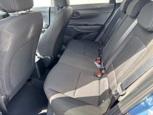 Hyundai / i20 / Blau / / / DCT WP KLIMAAUTOMATIK NAVI RFK TEMPOMAT