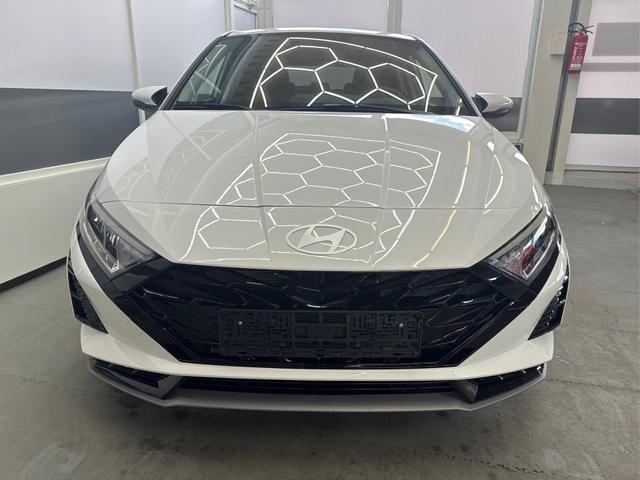 Hyundai i20 STYLE FL NAVI SHZ LED ALU RFK KLIMAAUTOMATIK 