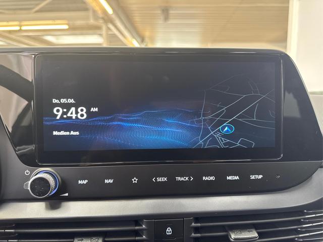 Hyundai i20 STYLE FL NAVI SHZ LED ALU RFK KLIMAAUTOMATIK 
