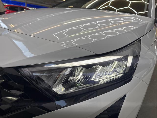 Hyundai i20 STYLE FL NAVI SHZ LED ALU RFK KLIMAAUTOMATIK 