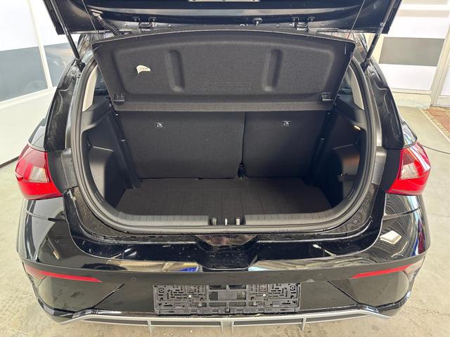 Hyundai i20 COMFORT FL DCT WP KLIMAAUTOMATIK NAVI RFK TEMPOMAT 