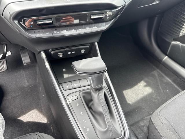 Hyundai i20 COMFORT FL DCT WP KLIMAAUTOMATIK NAVI RFK TEMPOMAT 