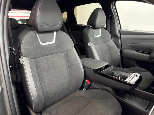 Hyundai / TUCSON / / / / 