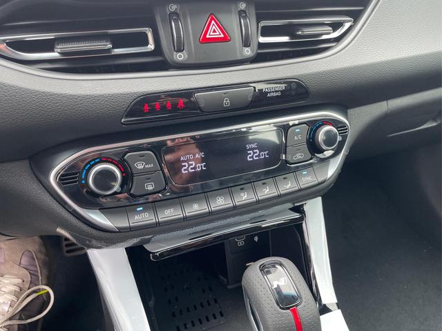 Hyundai i30 Kombi IMPRESSION DCT ACC NAVI RFK WP 