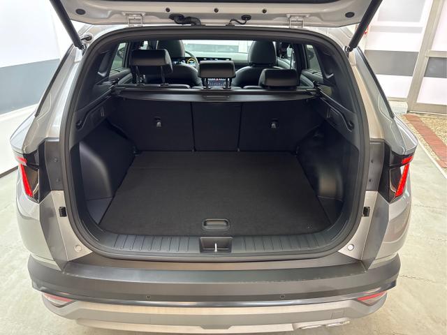 Hyundai / TUCSON / / / / 