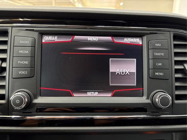 Seat / Leon / Schwarz / / / NAVI SHZ LED 